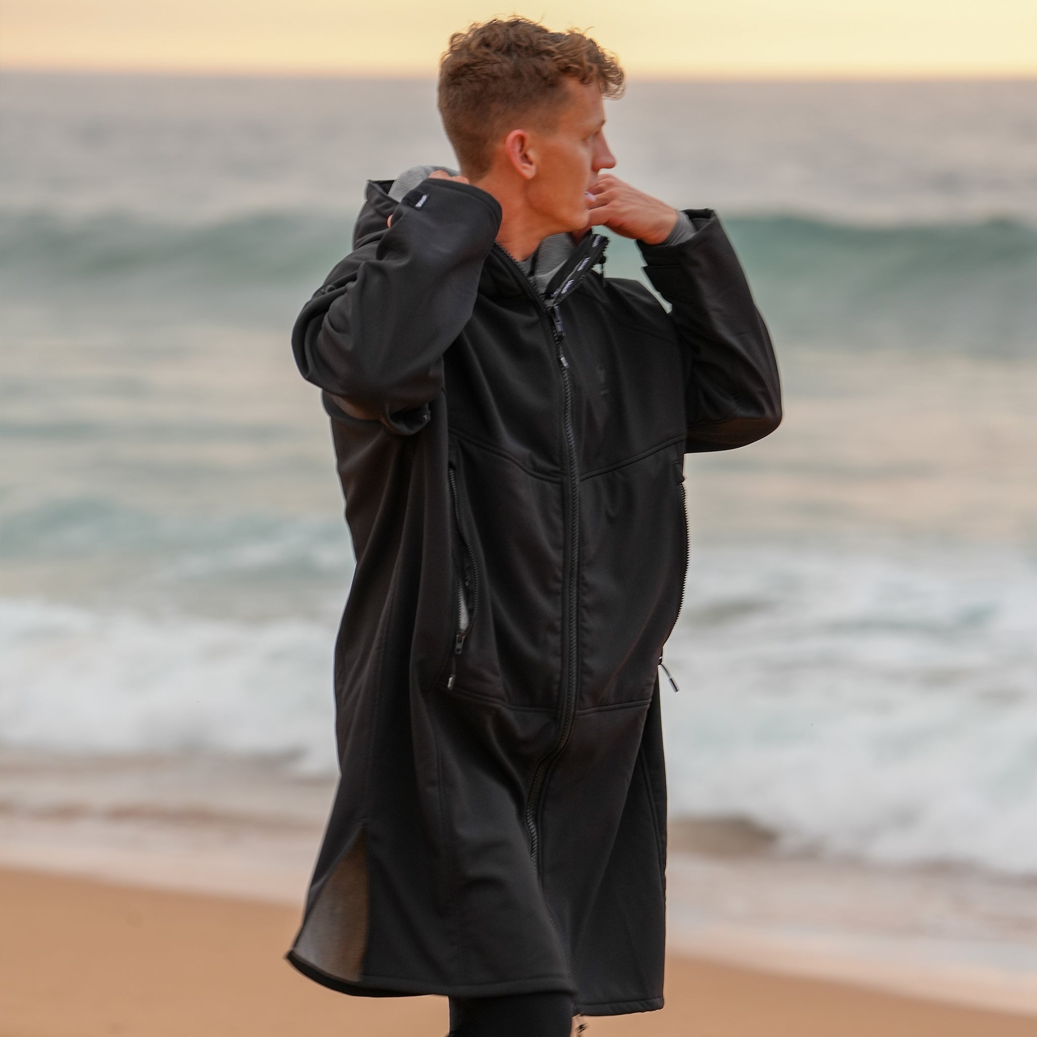 Beach Coat - Black/Grey