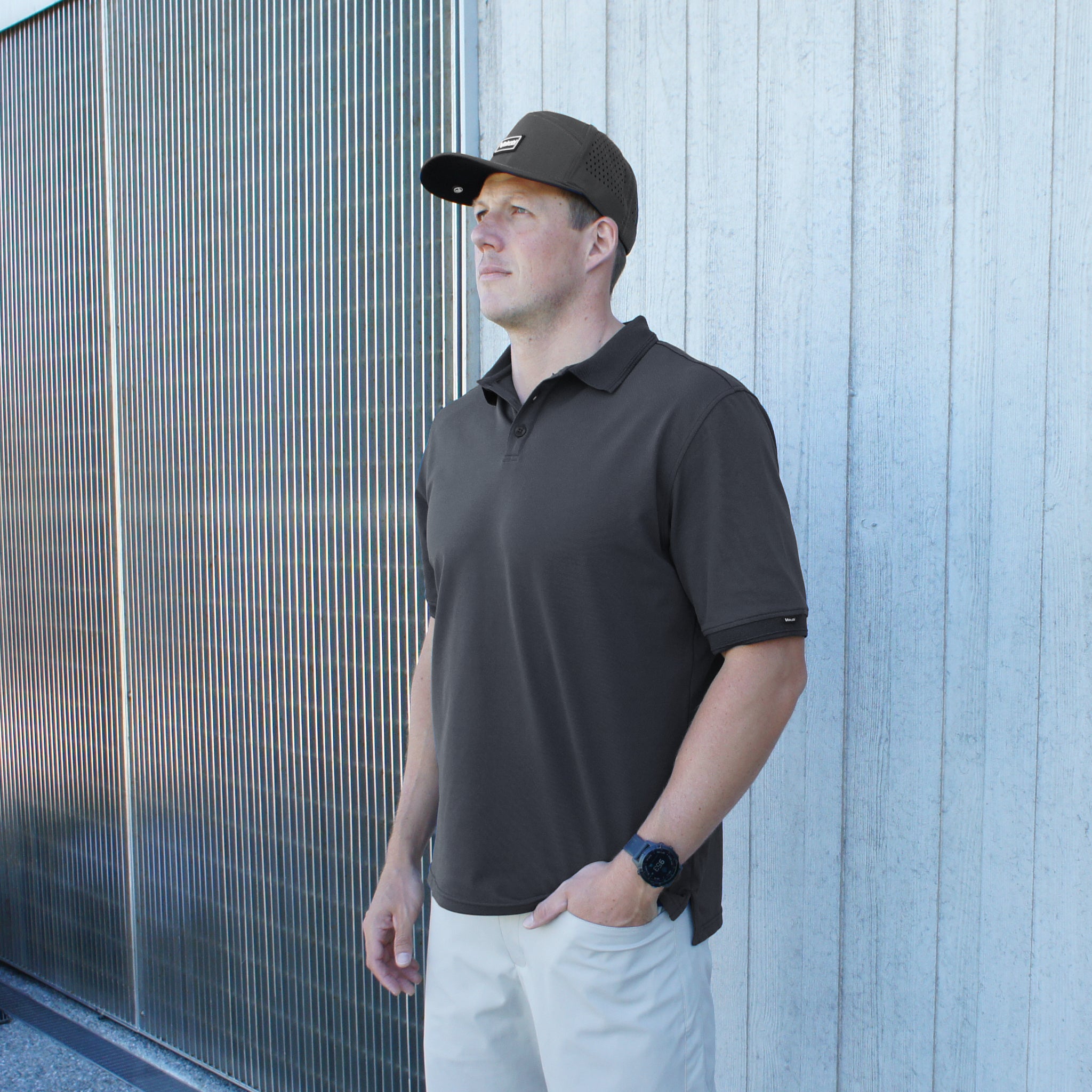 Antibes S/S Tech Polo - Charcoal