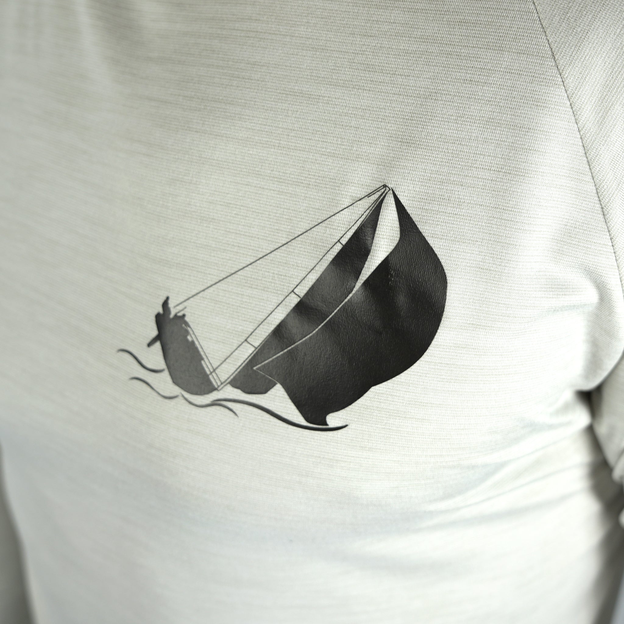 UV Ocean Tech L/S Hooded Top - BAR KARATE Silver