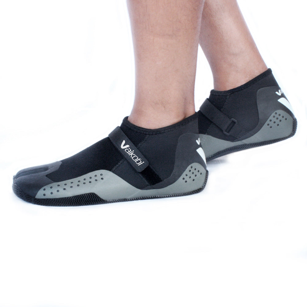 Speed-Grip Split Toe Boot