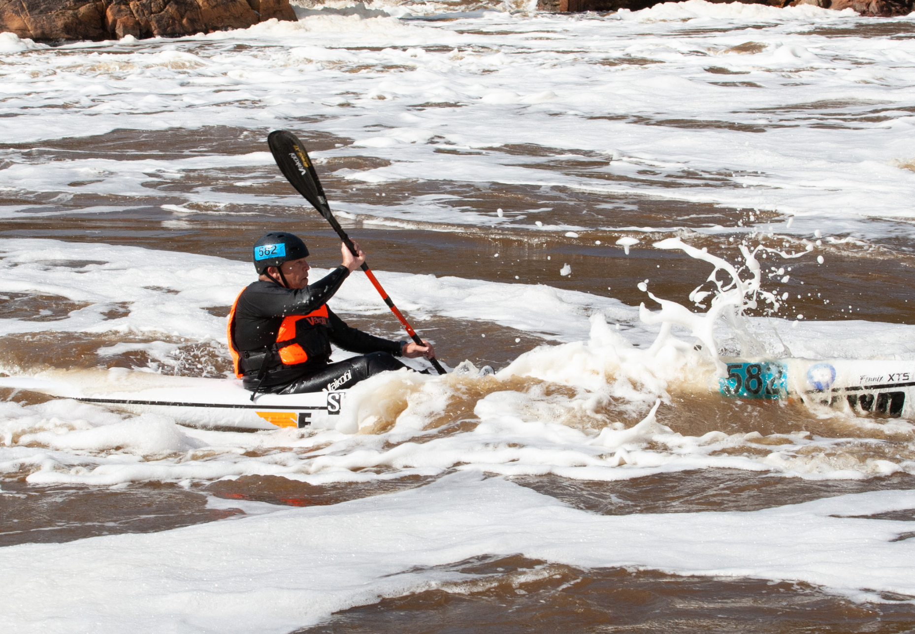 Difference between SurfSkiing and canoeing