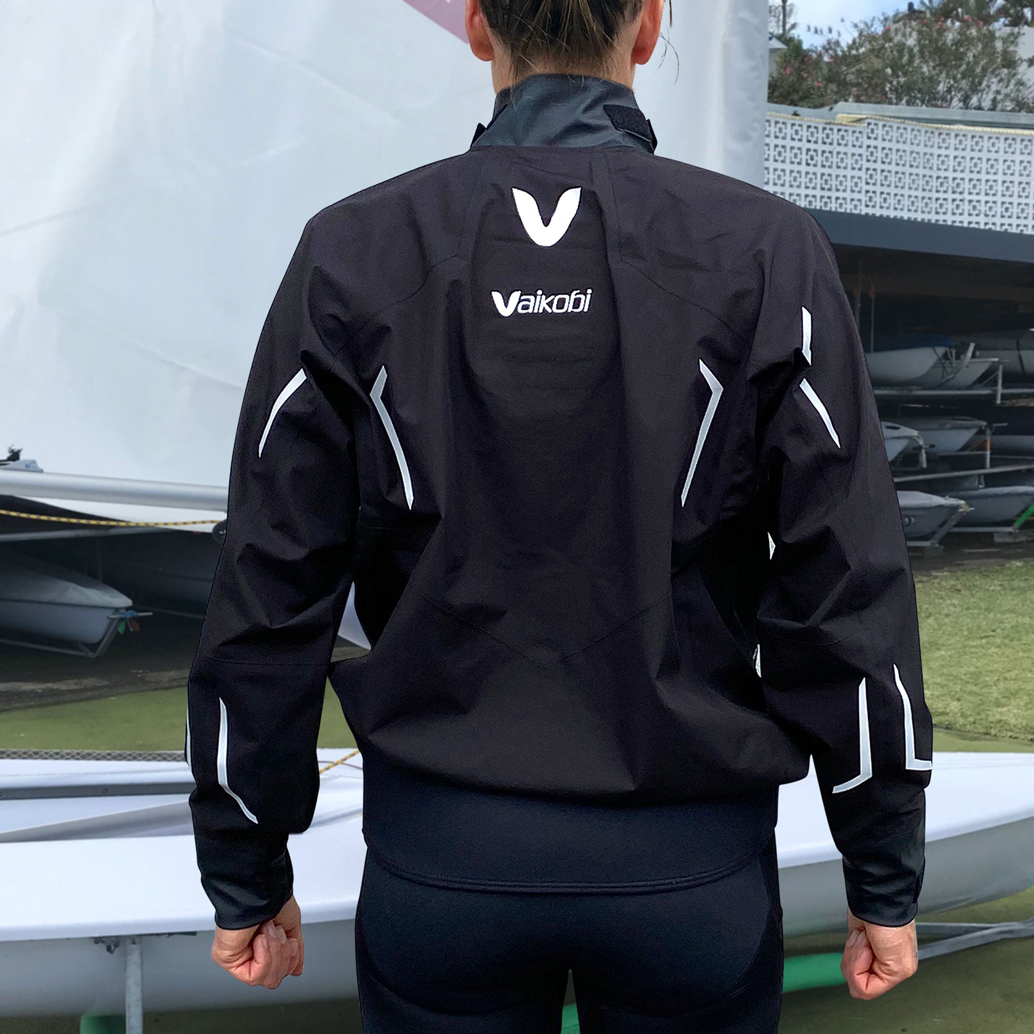 VDRY Performance Smock - Black