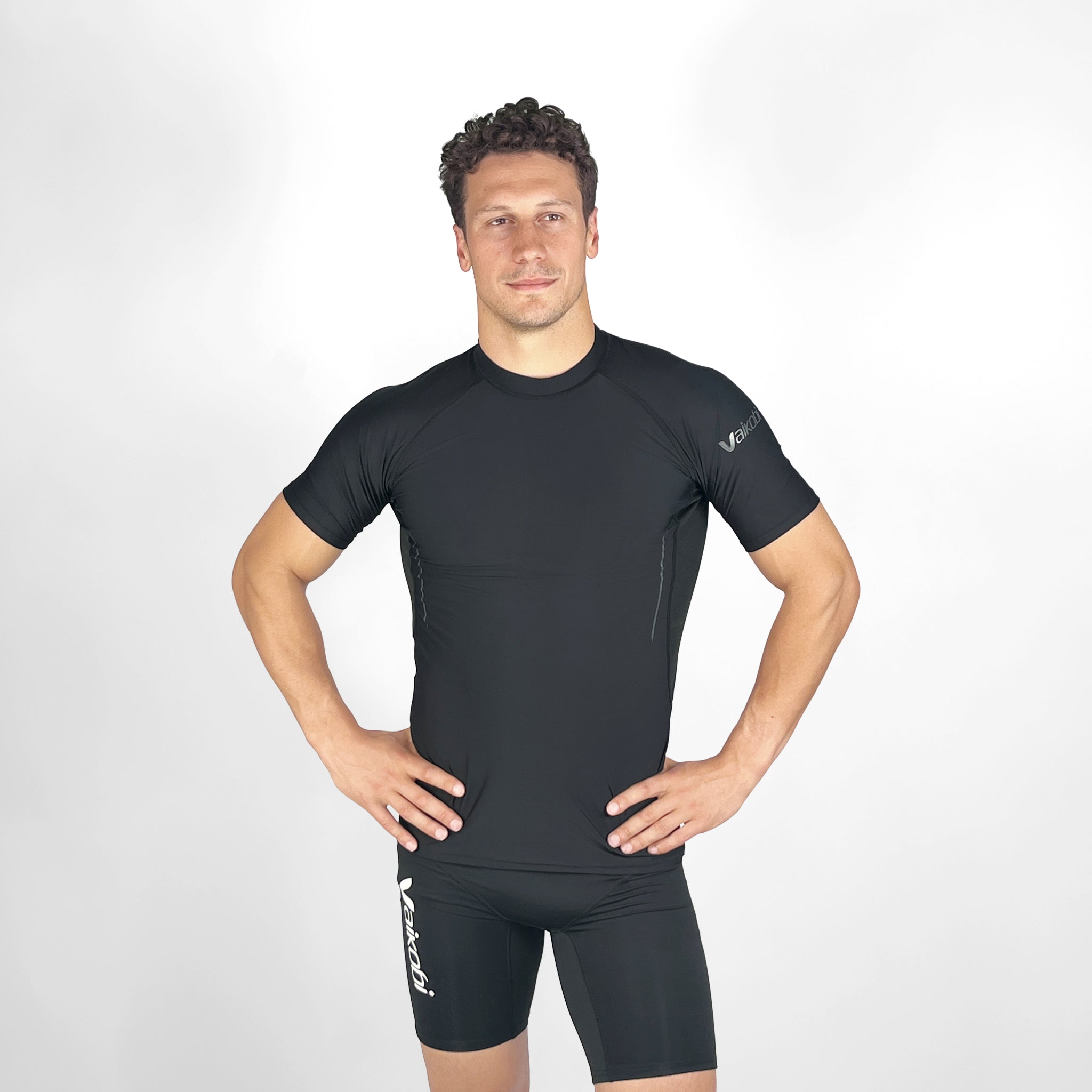 VCOLD Base Layer Short Sleeve Top - Black