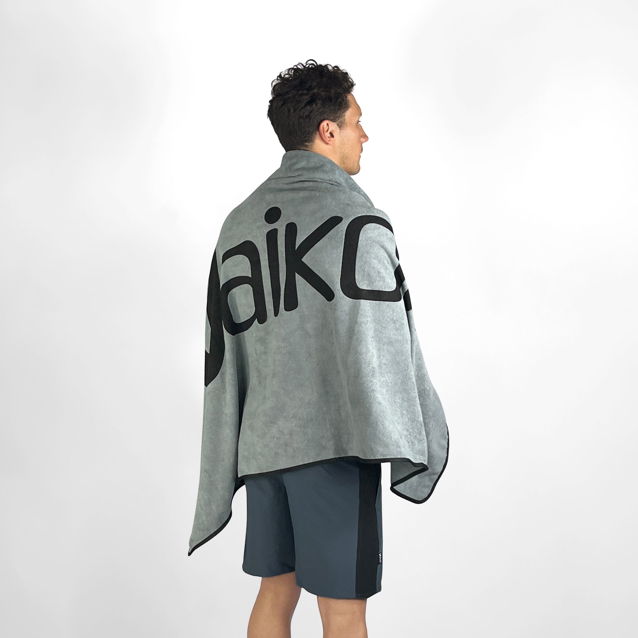 Beach Towel with Zip Pocket - Grey