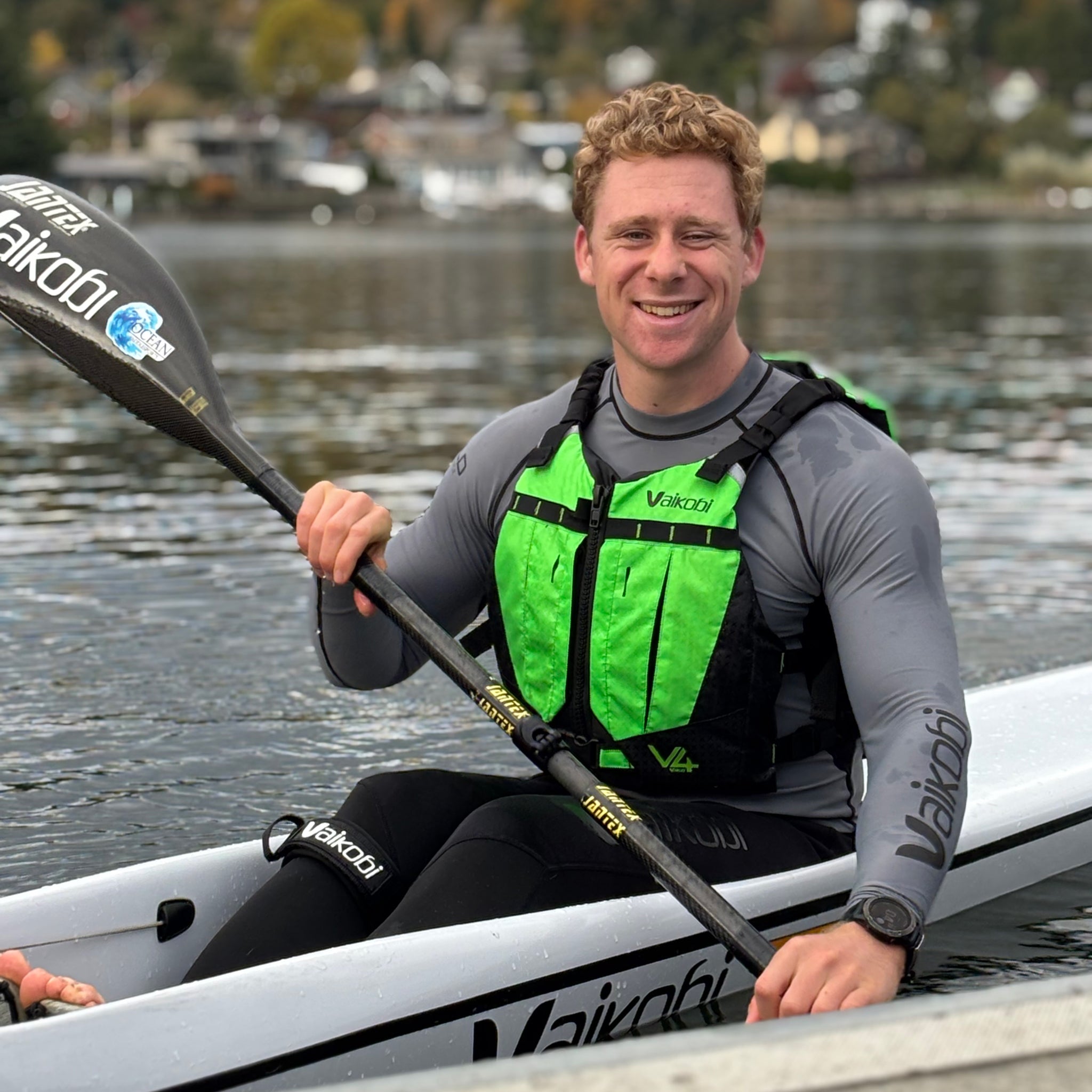 V4 Ocean Racing PFD Life Jacket - Green | Vaikobi