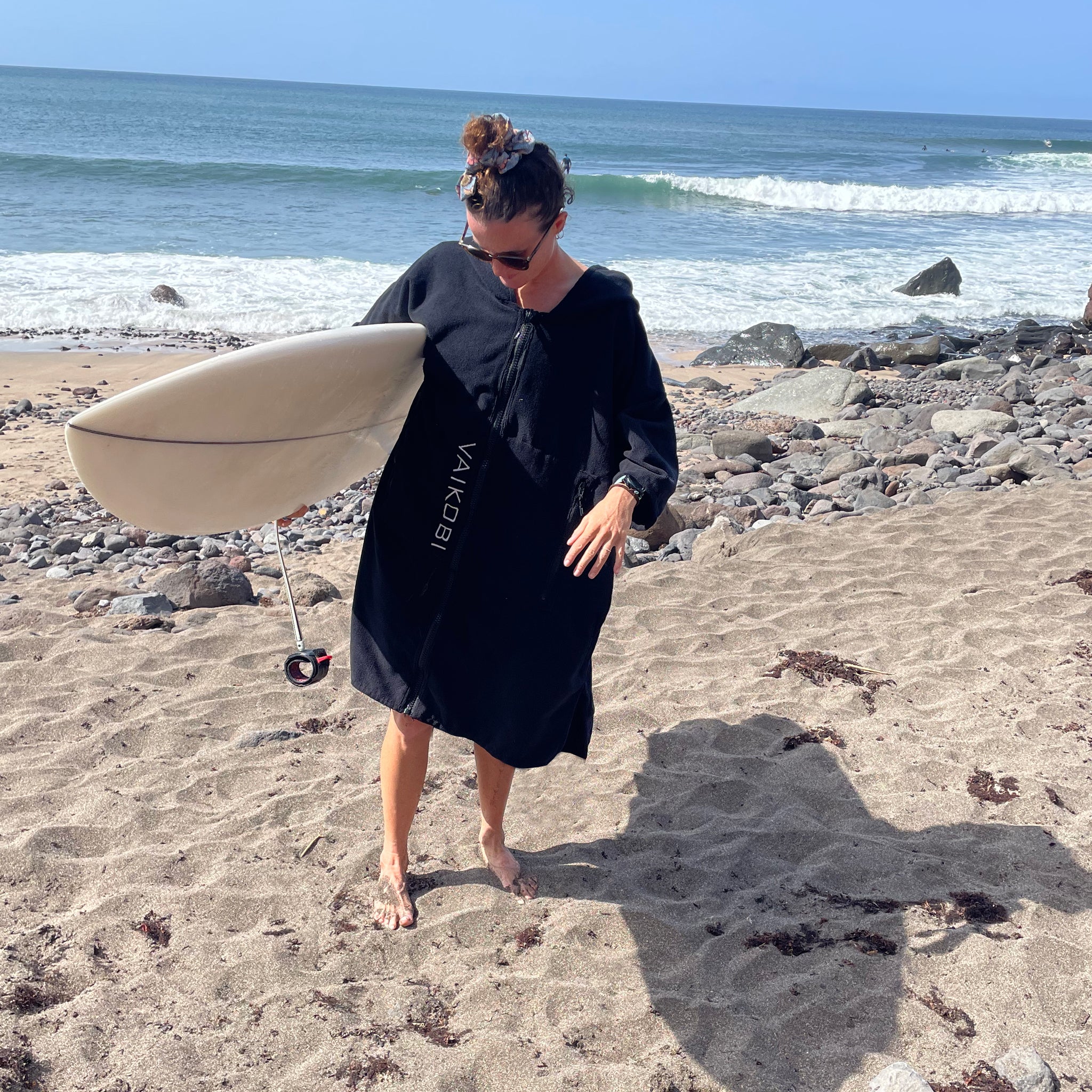 巾着 Full Zip Hooded Towel - Black | Vaikobi