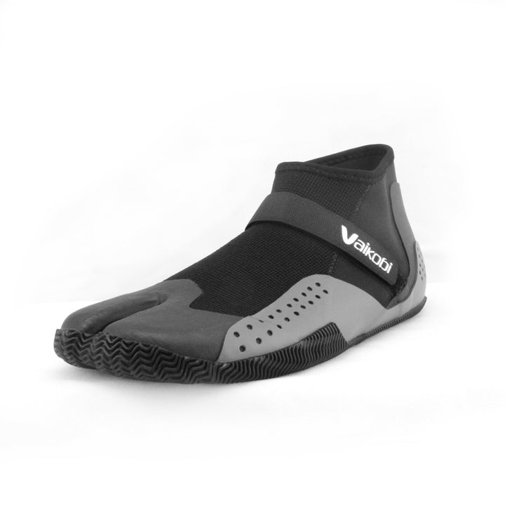 Shop Sailing Boots & Water Shoes Vaikobi
